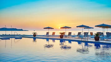 Indoor pool, outdoor pool, pool loungers