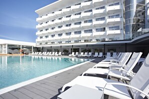 Indoor pool, outdoor pool, sun loungers