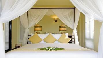 Minibar, in-room safe, iron/ironing board, free cots/infant beds