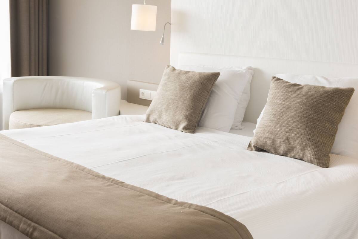 in-room safe, desk, iron/ironing board, cots/infant beds