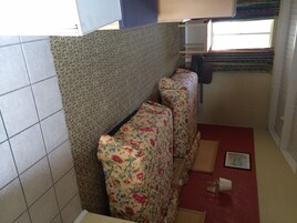 标准房, 2 张双人床 | 免费 WiFi