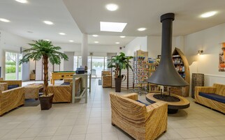 Sala de estar en el lobby