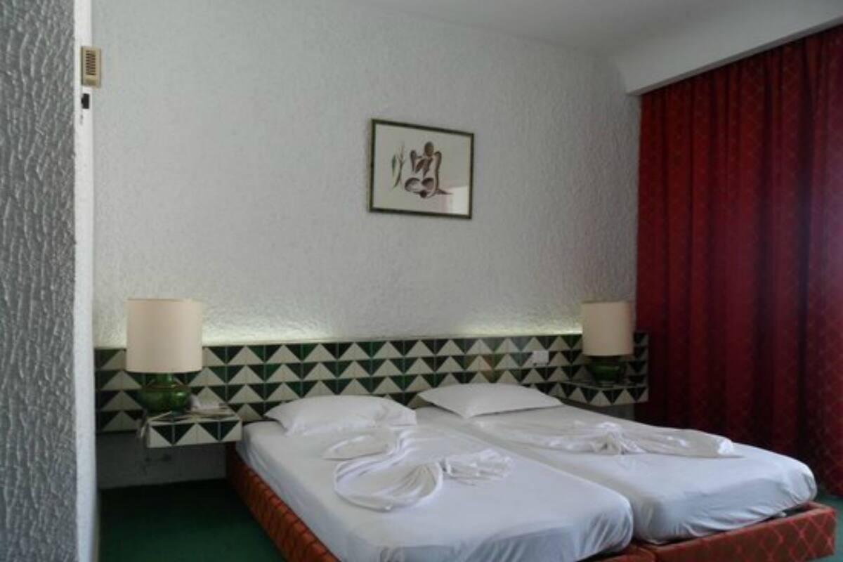 Standard Twin Room | Minibar, free cribs/infant beds