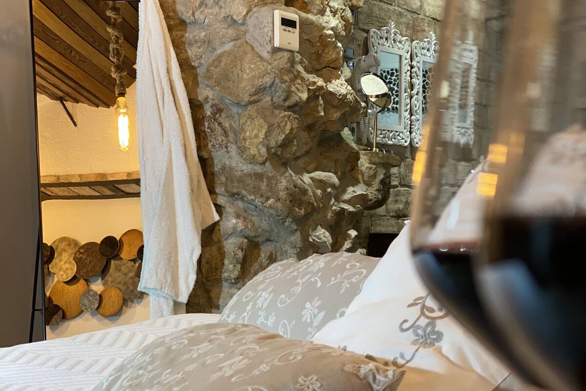 superior double room | 1 bedroom, minibar, blackout curtains, soundproofing