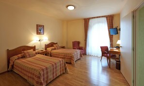 In-room safe, desk, free WiFi, bed sheets