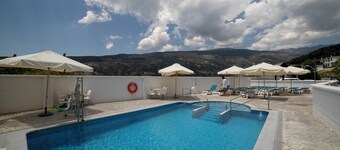 Villa Turistica de Bubion