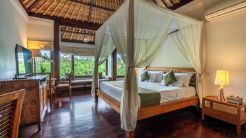 Egyptian cotton sheets, premium bedding, pillow-top beds, minibar