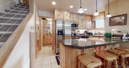 Tamarack Townhomes - CoralTree Residence Collection