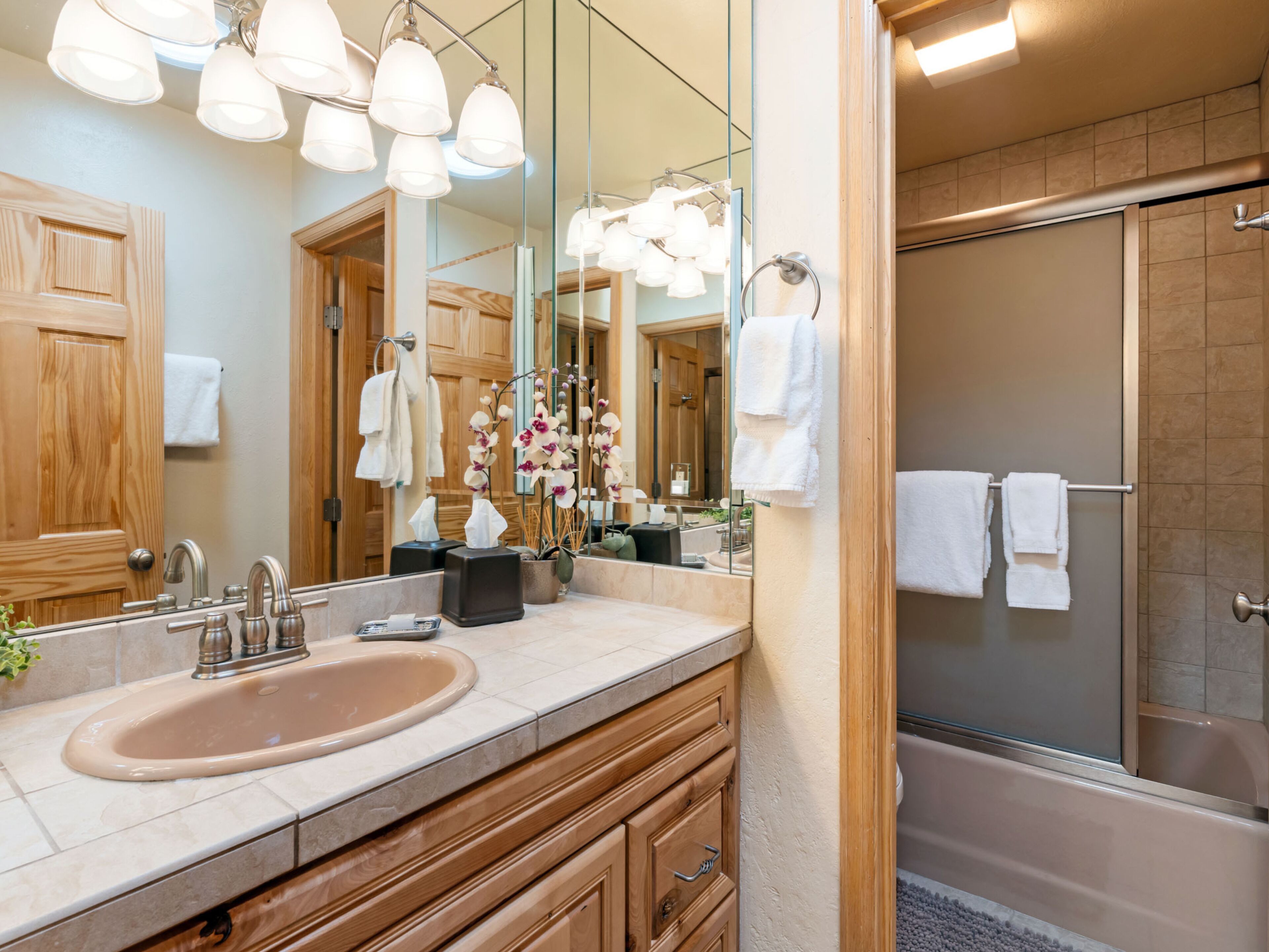 Condo, 2 Bedrooms (Tamarack 28) | Bathroom | Combined shower/tub, free toiletries, hair dryer, towels