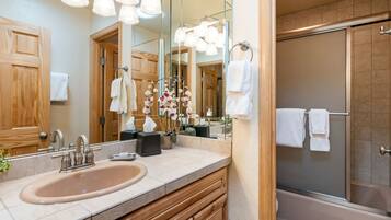 Condo, 2 Bedrooms (Tamarack 28) | Bathroom | Combined shower/tub, free toiletries, hair dryer, towels