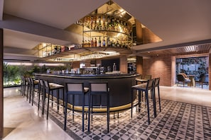 Bar (en la propiedad)