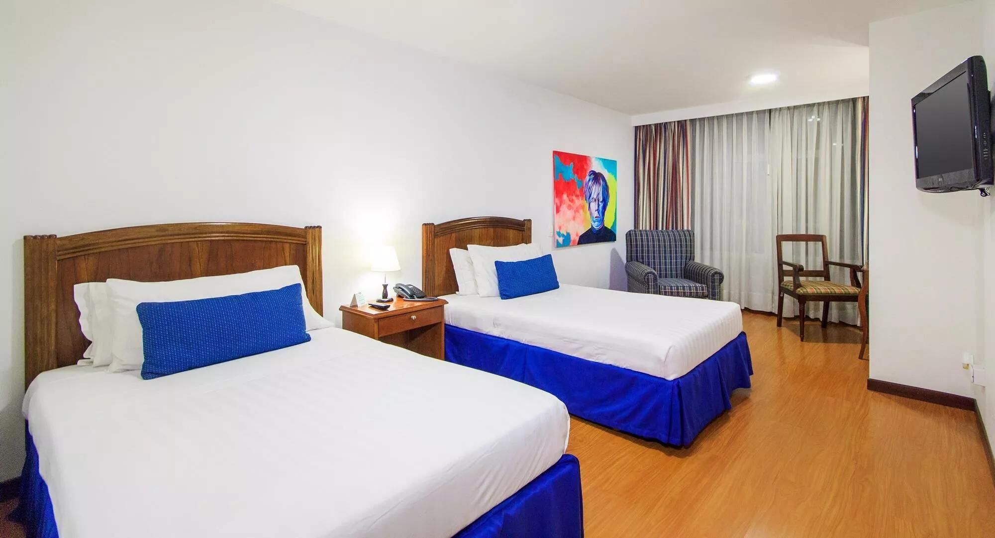 In-room safe, free WiFi, bed sheets