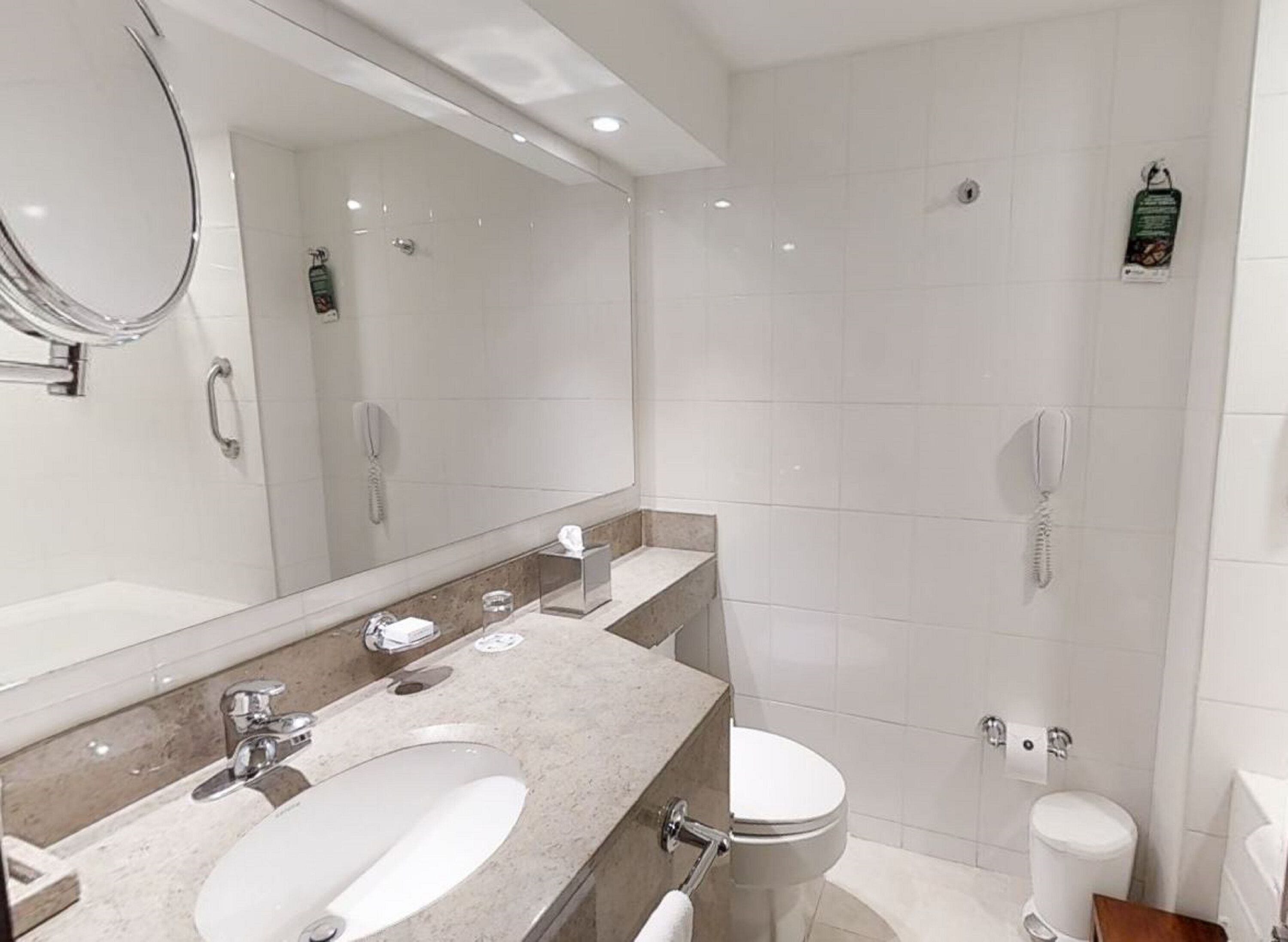 superior room, 2 single beds | bathroom | shower, rainfall showerhead, free toiletries, towels