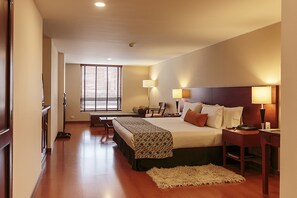 Superior Room, 2 Single Beds | Premium bedding, in-room safe, desk, soundproofing - Hotel Estelar Suites Jones (Bogotá)