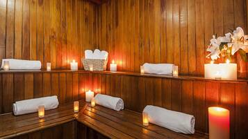Couples treatment rooms, sauna, body treatments, hydrotherapy