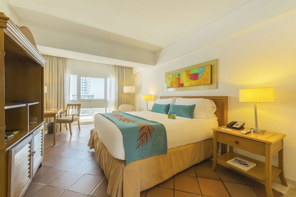 Ropa de cama de alta calidad y minibar