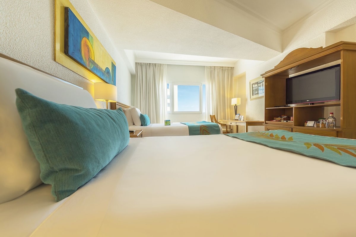 Ropa de cama de alta calidad y minibar