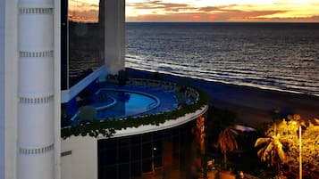 Sundeck