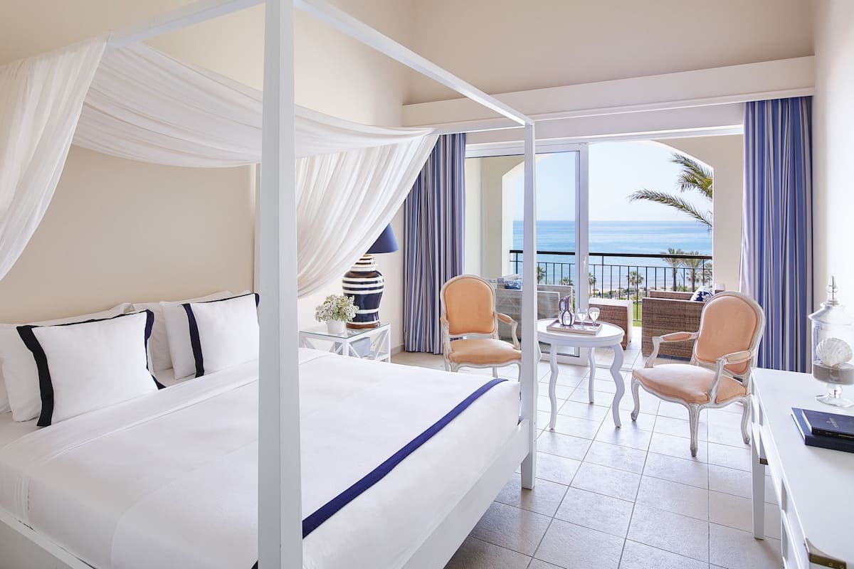 Luxury Guestroom Sea View | 1 Schlafzimmer, Minibar, Zimmersafe, schallisolierte Zimmer