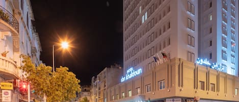 Front of property – evening/night