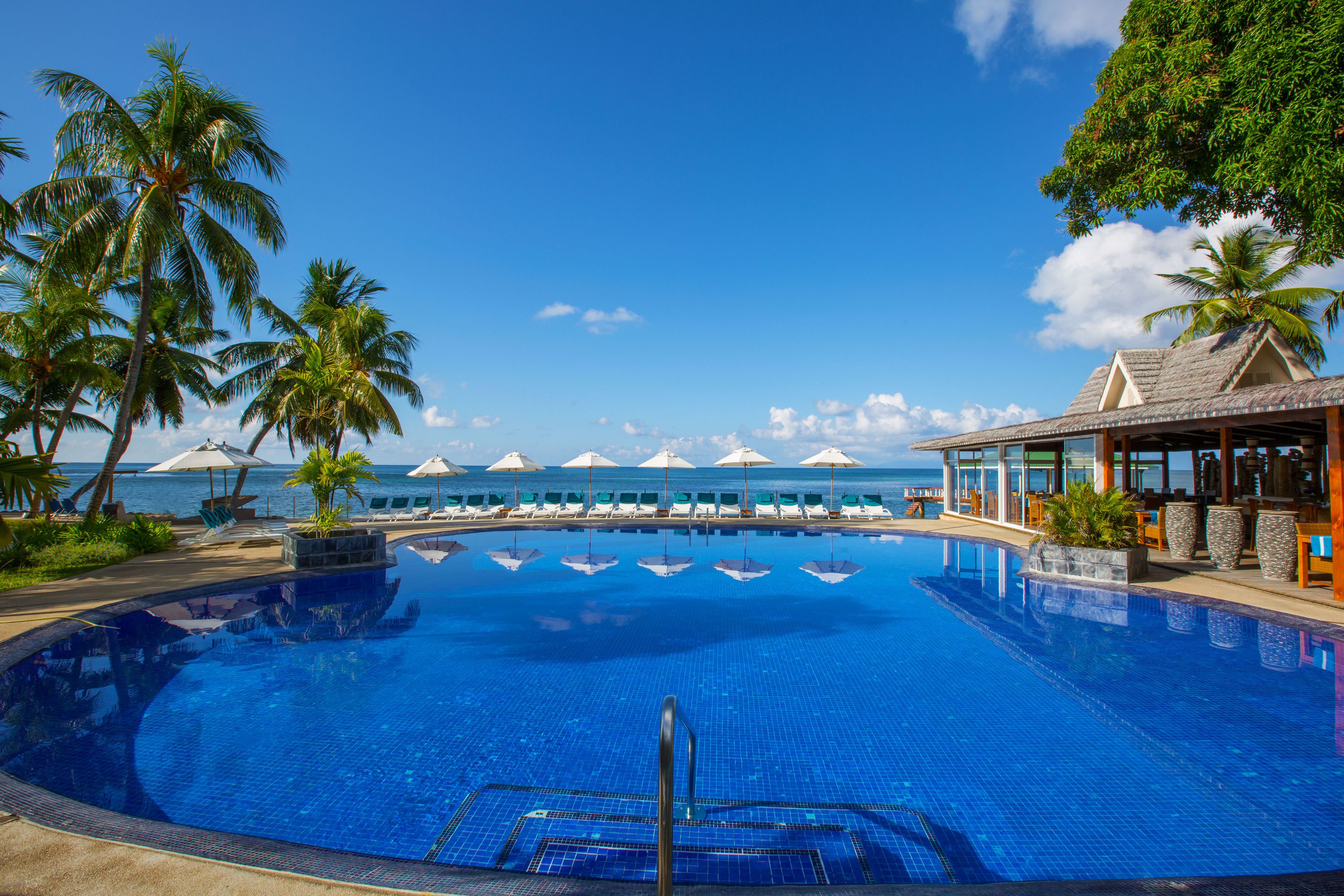 3 outdoor pools, pool umbrellas, pool loungers