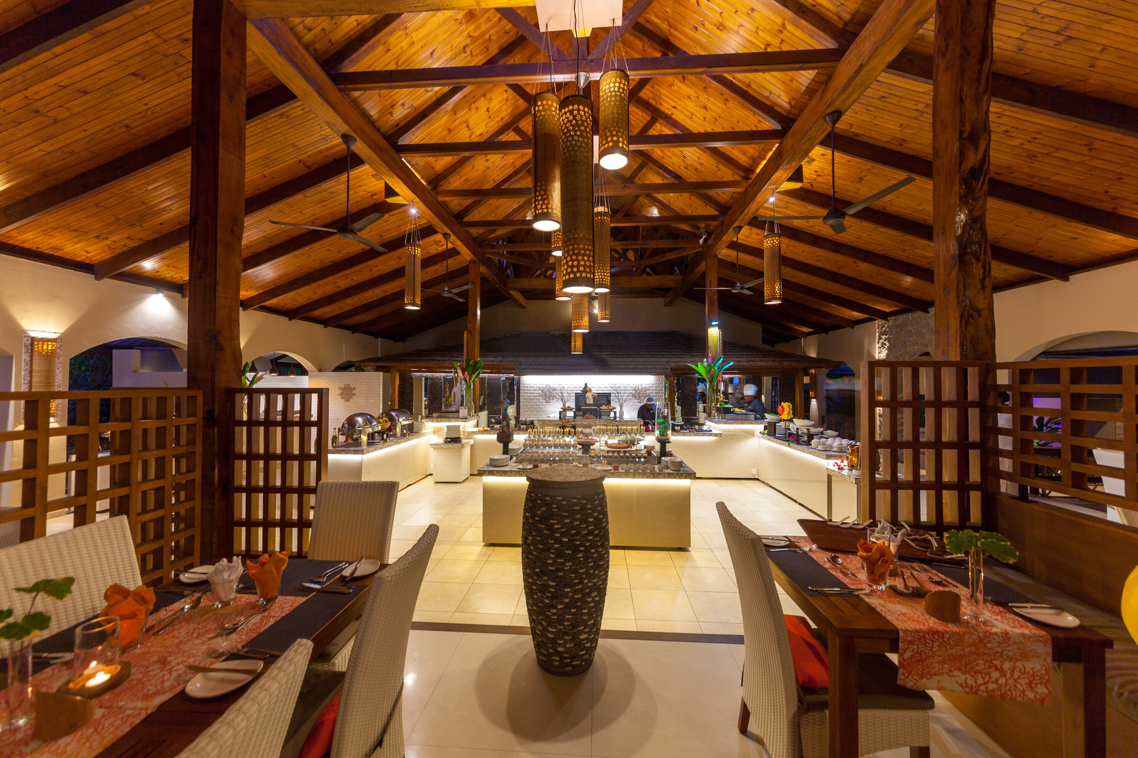 2 restaurants, breakfast, lunch, dinner served; local cuisine