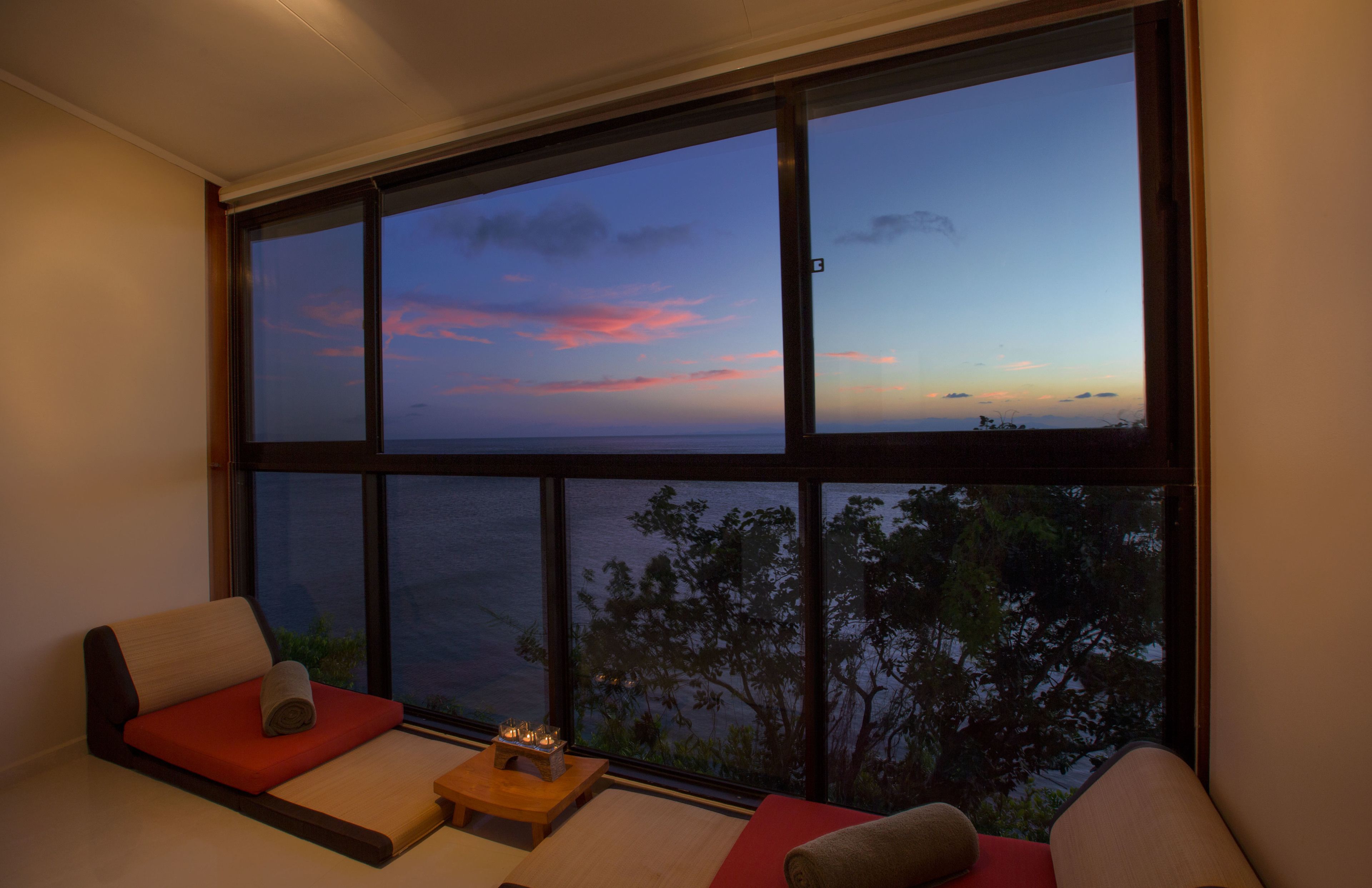 couples treatment room(s), hot tub, body treatments, hydrotherapy