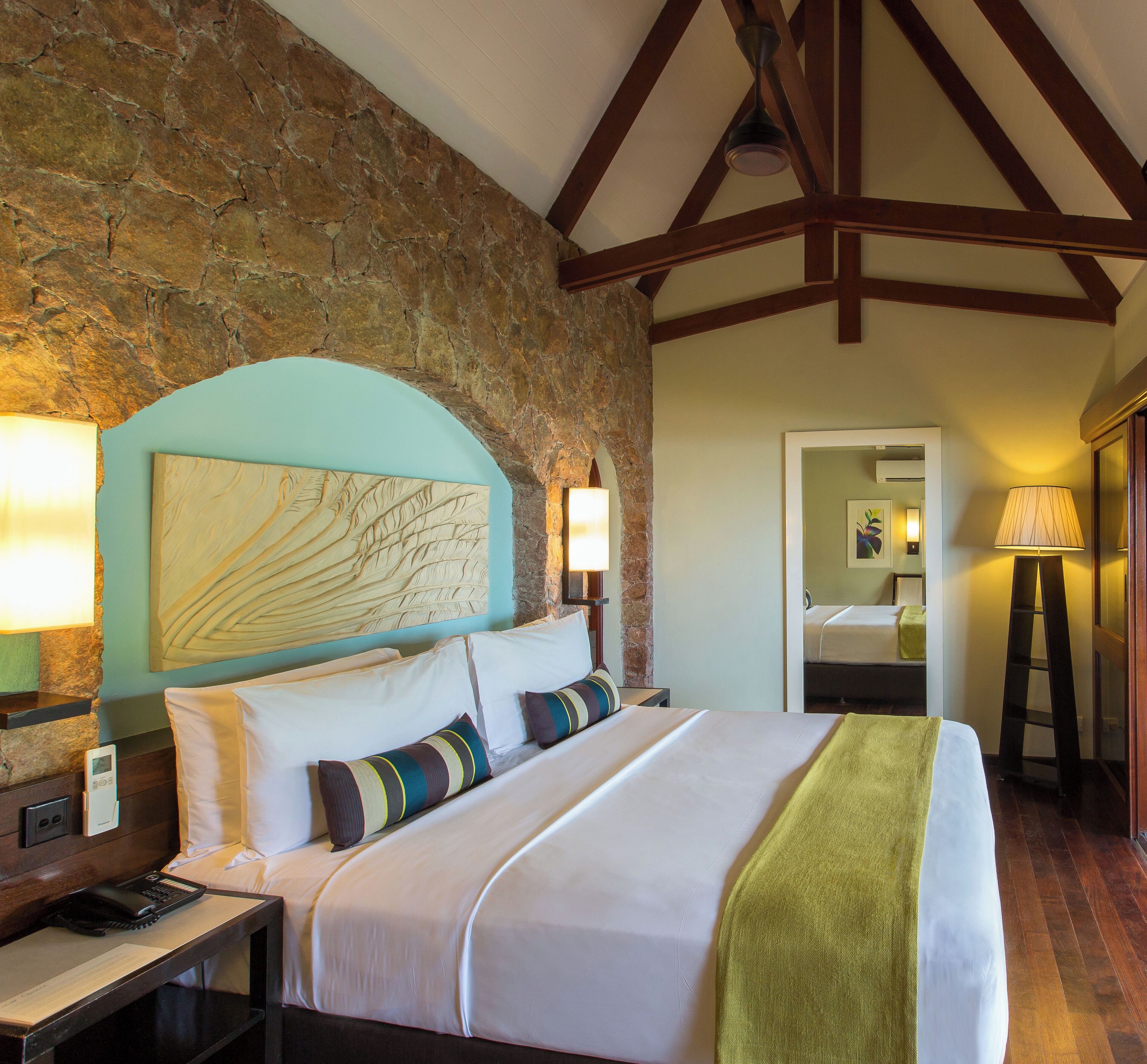 Premium bedding, minibar, in-room safe, desk