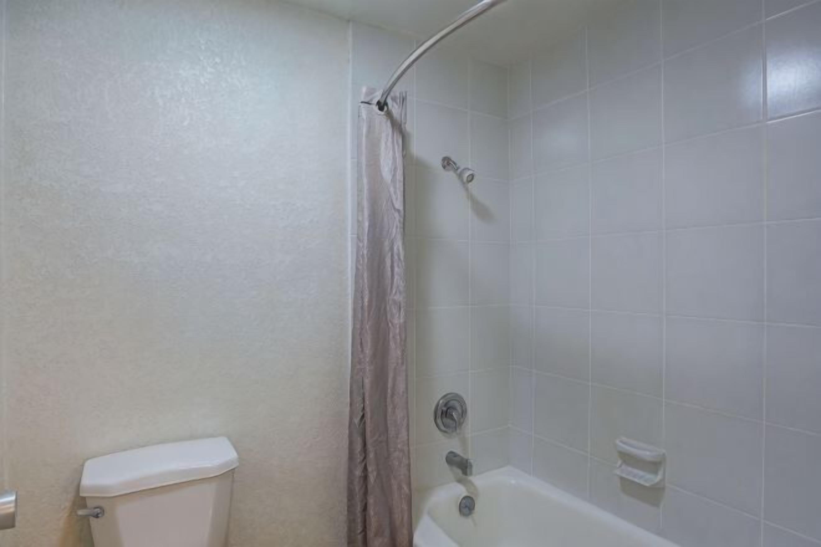 Bathroom | Shower, towels