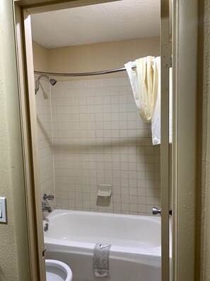 Standard Single Room, 1 King Bed, Smoking | Desk, free WiFi - Blue Star Inn (Lafayette)