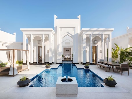 Royal Villa, 1 Bedroom, Private Pool | Minibar, in-room safe, individually decorated, individually furnished. Raffles Al Areen Palace Bahrain