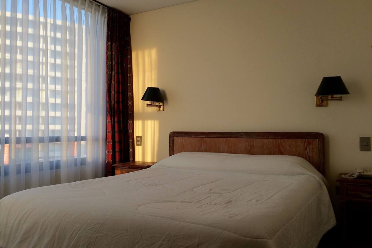 Standard Room, 1 Double Bed | In-room safe, free WiFi, alarm clocks