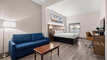 Rom, 1 kingsize-seng, tilgjengelighetstilpasset, ikke-røyk | Safe på rommet, skrivebord, strykejern/-brett og wi-fi (inkludert)