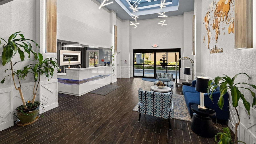 Clarion Pointe Lakeland I-4