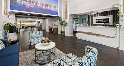 Clarion Pointe Lakeland I-4