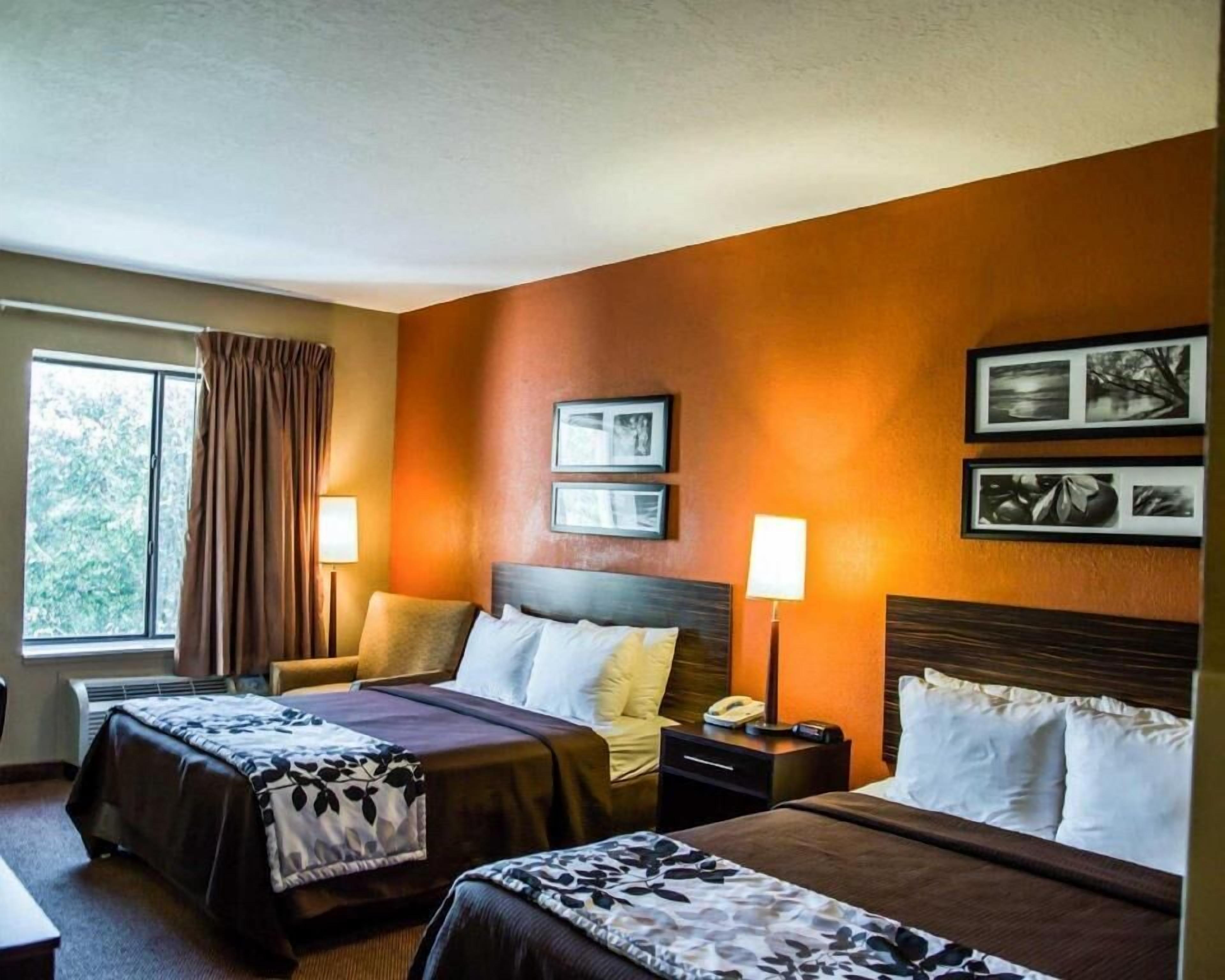 In-room safe, desk, iron/ironing board, free WiFi