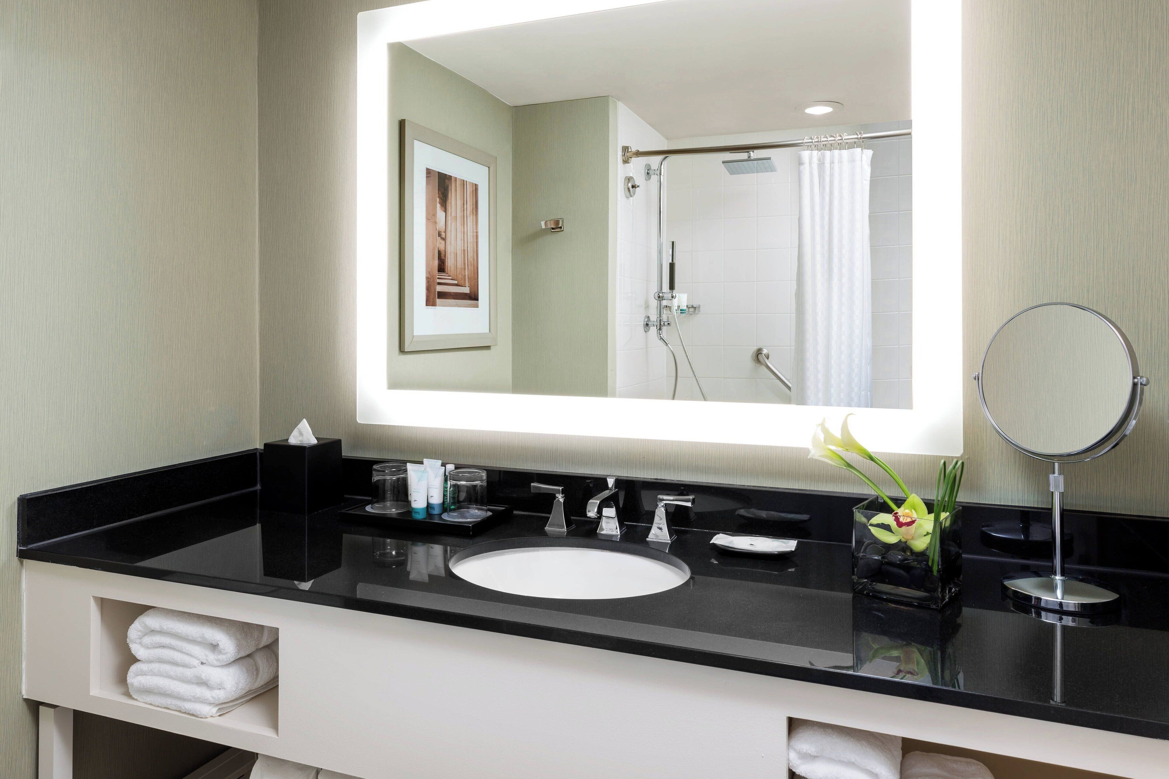 combined shower/bathtub, free toiletries, hair dryer, bathrobes