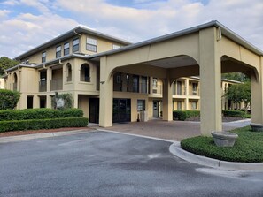 Front of property - Inn at Mulberry Grove (Port Wentworth)