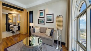 Premium bedding, minibar, in-room safe, desk