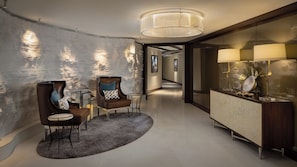 Premium bedding, minibar, in-room safe, desk