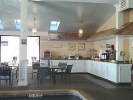 Free daily continental breakfast. Hyannis Travel Inn