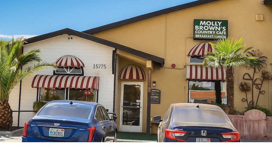 Hotel Avenida Victorville I 15
