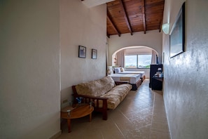 Suite, 2 camas dobles, no fumadores | Tabla de planchar con plancha, camas supletorias, wifi gratis
