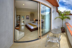 Tabla de planchar con plancha y camas plegables/adicionales 