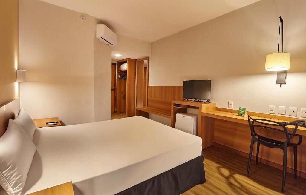 1 bedroom, minibar, in-room safe, desk