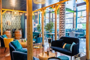 Bar (in der Unterkunft)