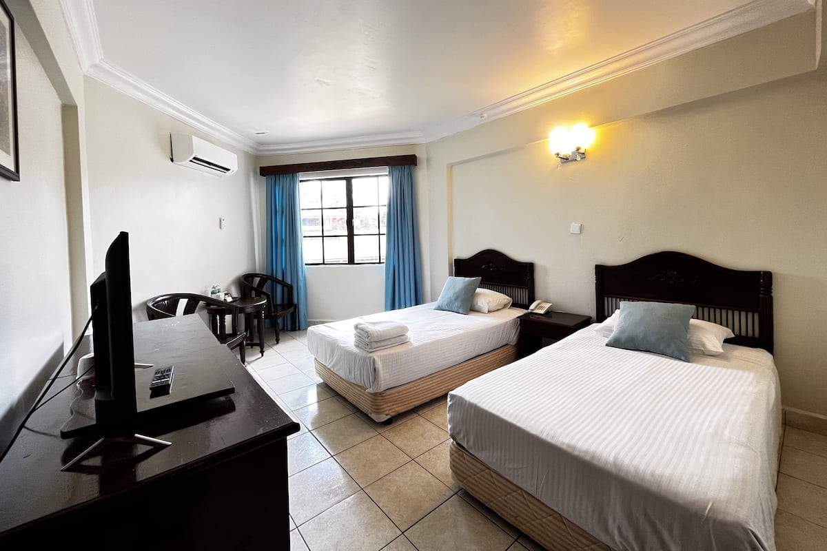 In-room safe, desk, iron/ironing board, free WiFi