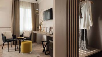 Habitación de lujo | Ropa de cama de alta calidad y minibar