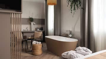 Experience Premium | Premium bedding, minibar, in-room safe, desk