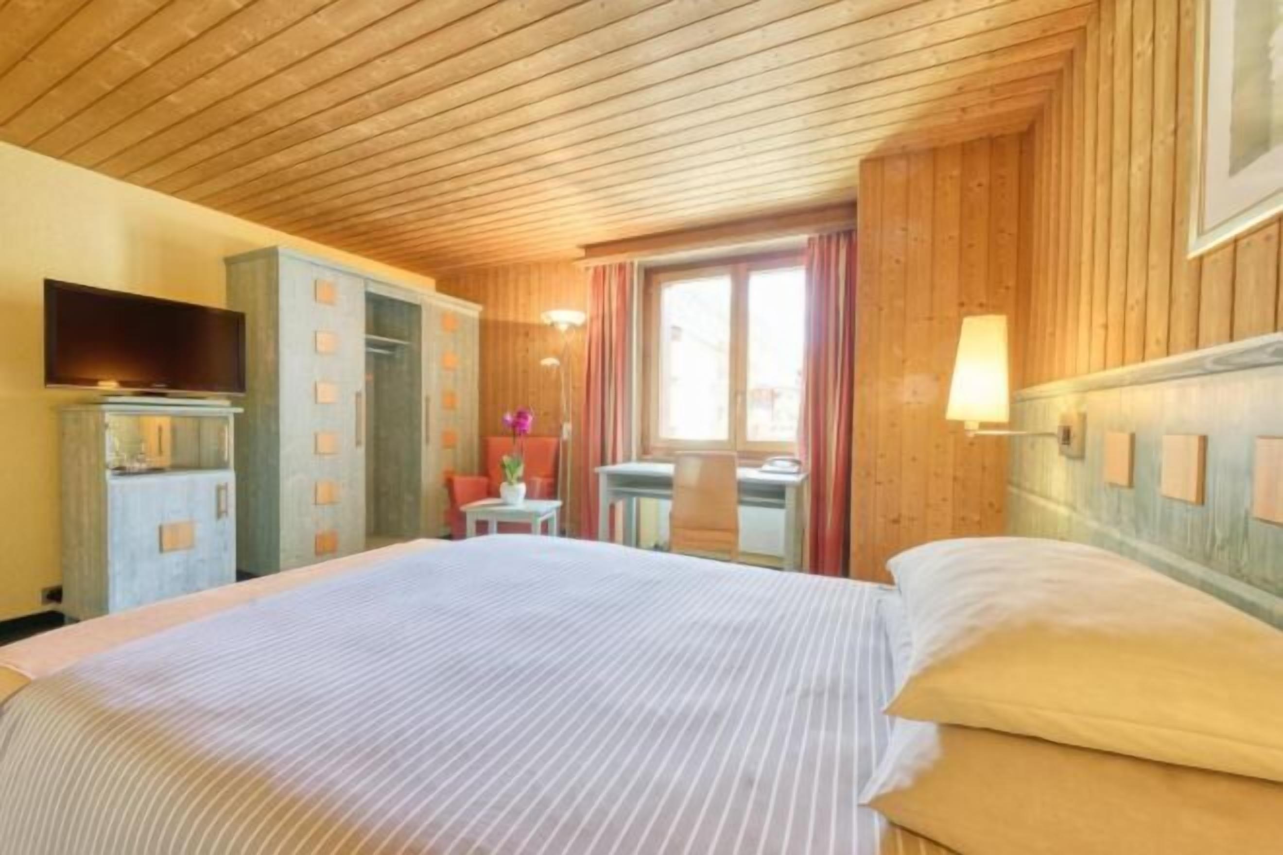 Pillowtop beds, minibar, in-room safe, individually furnished